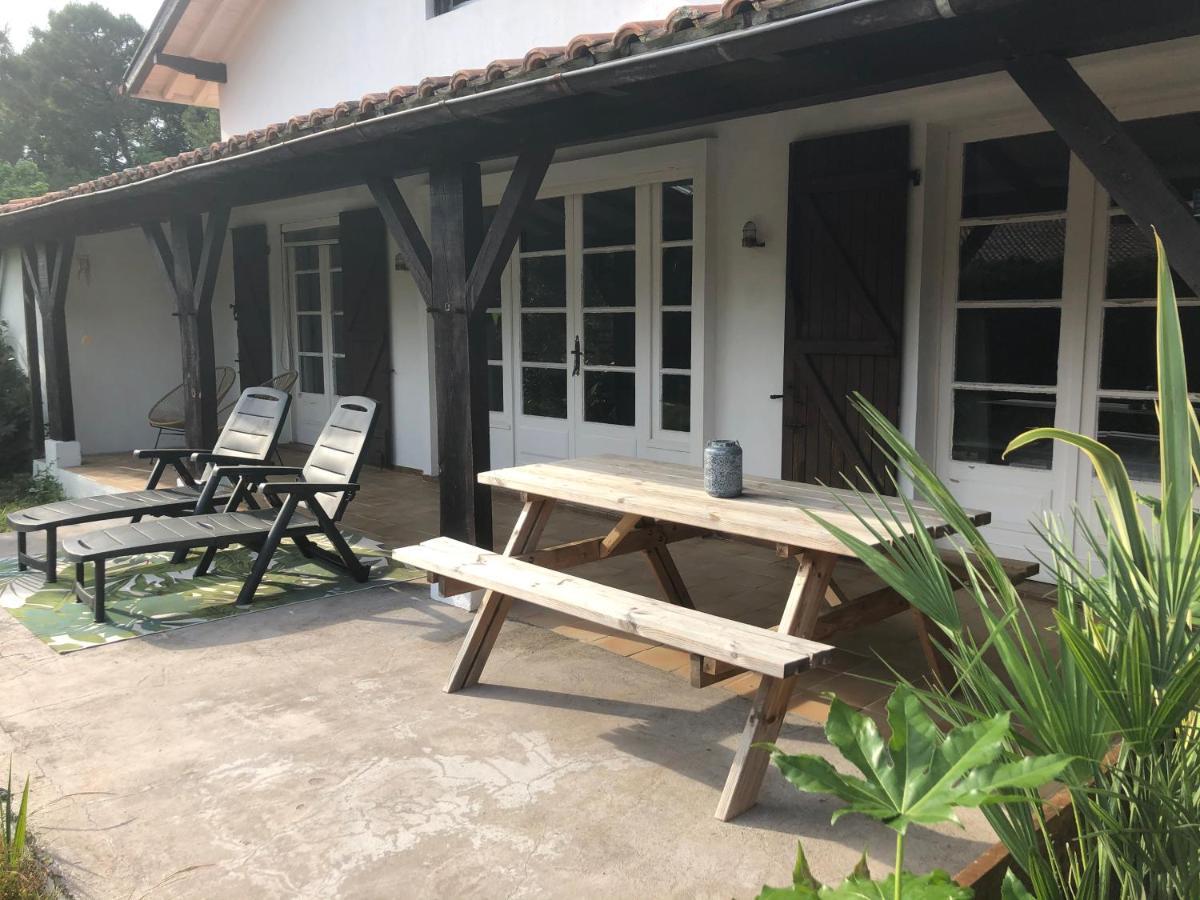 Villa Orcas ลียง ภายนอก รูปภาพ
